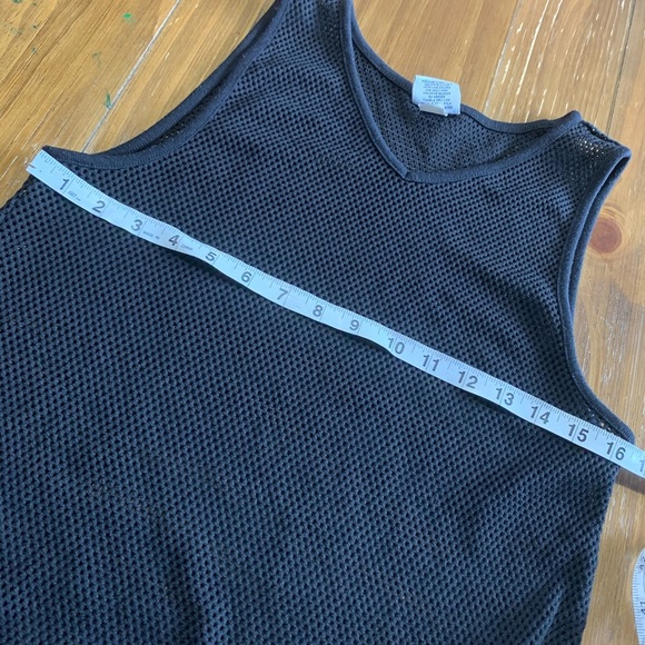 Mesh Beach Cover Up Size Small 100% Polyester - Picture 6 of 7